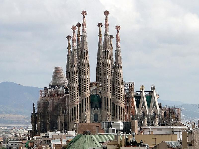 La Sagrada Familia: 'The Cathedral of the Poor' (1)