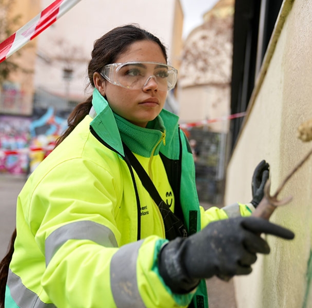 Más recursos para eliminar pintadas de las calles de la ciudad